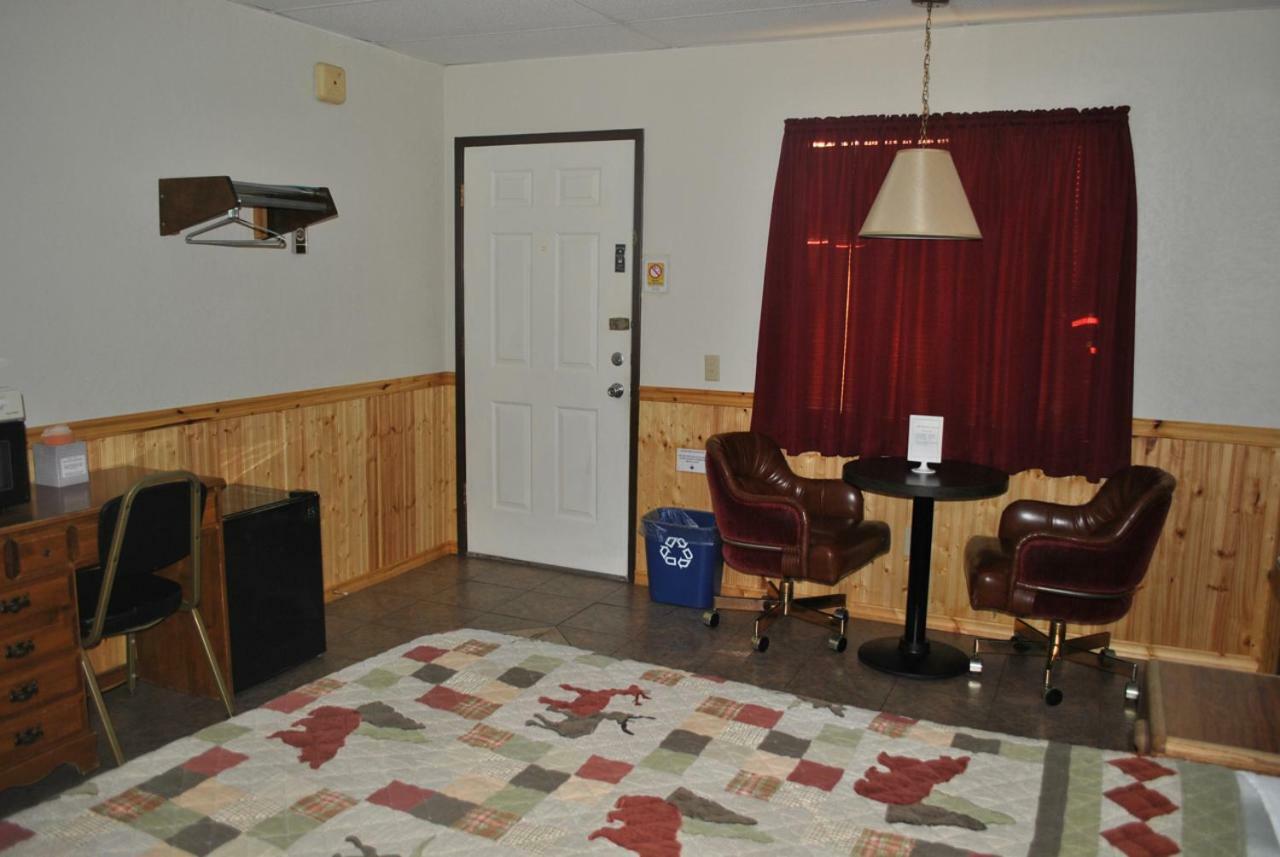 Aspen Inn Fort Klamath 外观 照片