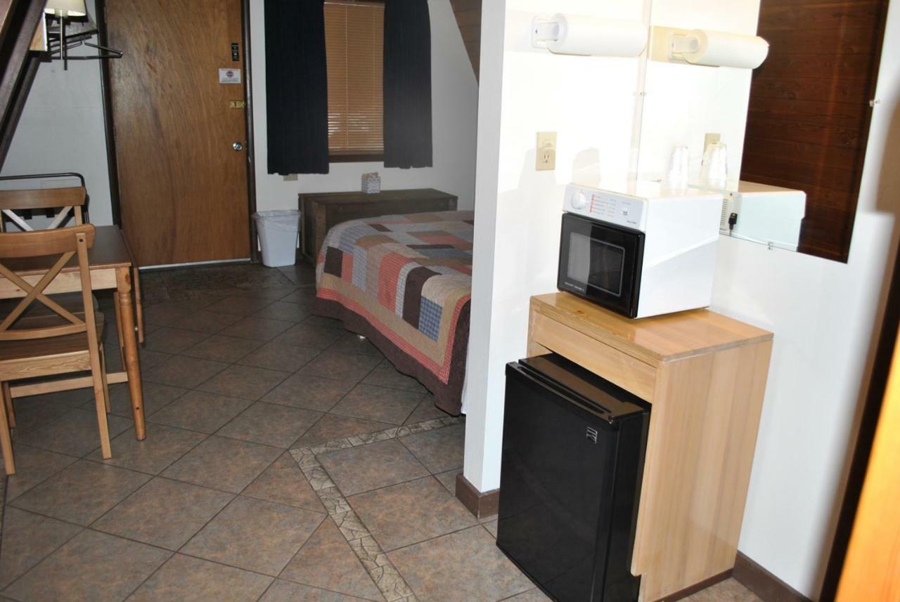 Aspen Inn Fort Klamath 外观 照片