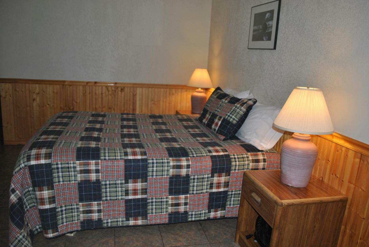 Aspen Inn Fort Klamath 外观 照片
