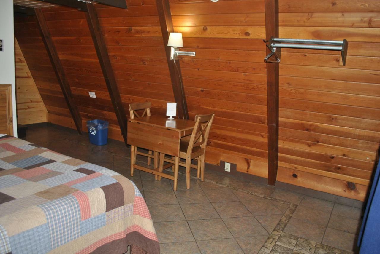 Aspen Inn Fort Klamath 外观 照片