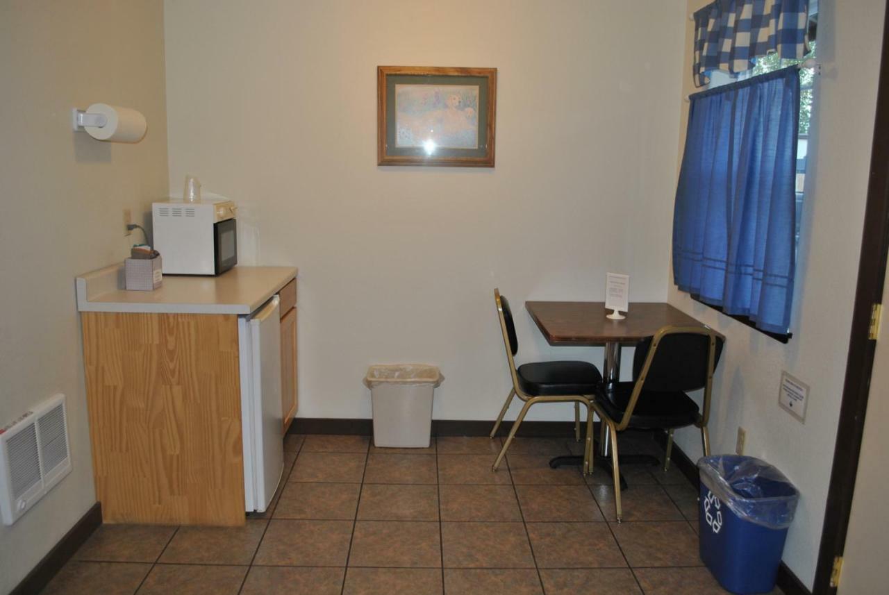 Aspen Inn Fort Klamath 外观 照片