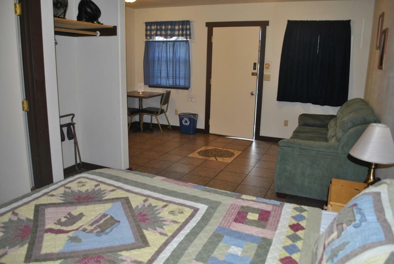 Aspen Inn Fort Klamath 外观 照片