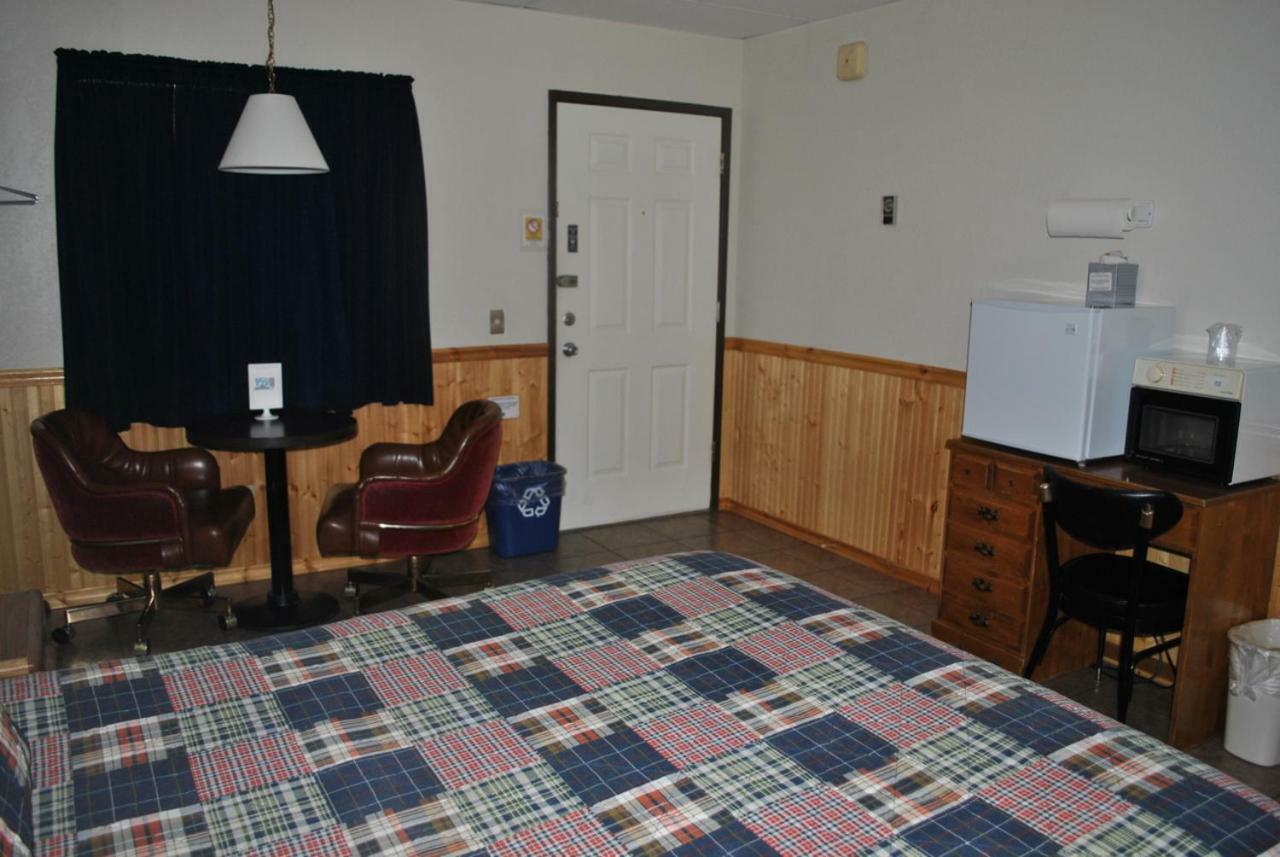 Aspen Inn Fort Klamath 外观 照片