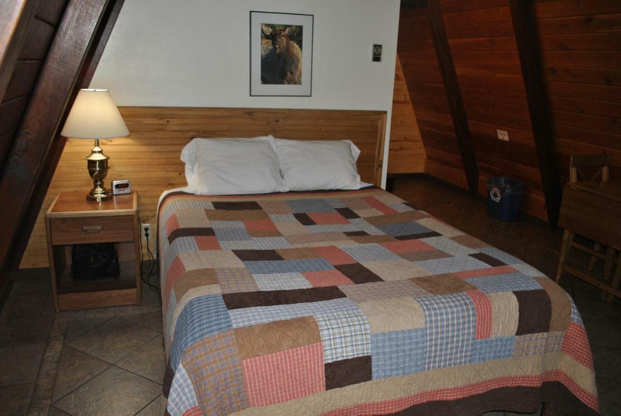 Aspen Inn Fort Klamath 外观 照片