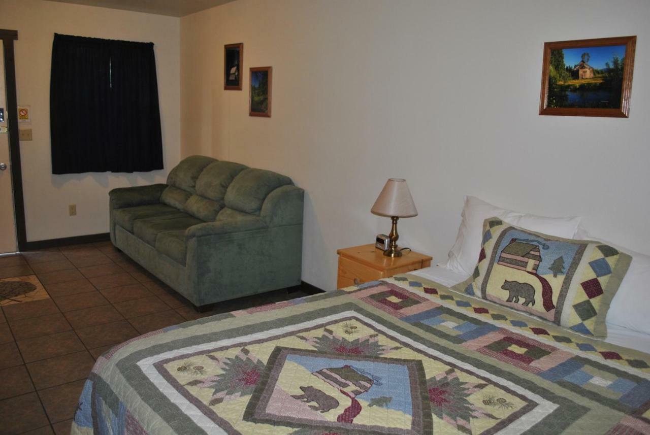 Aspen Inn Fort Klamath 外观 照片