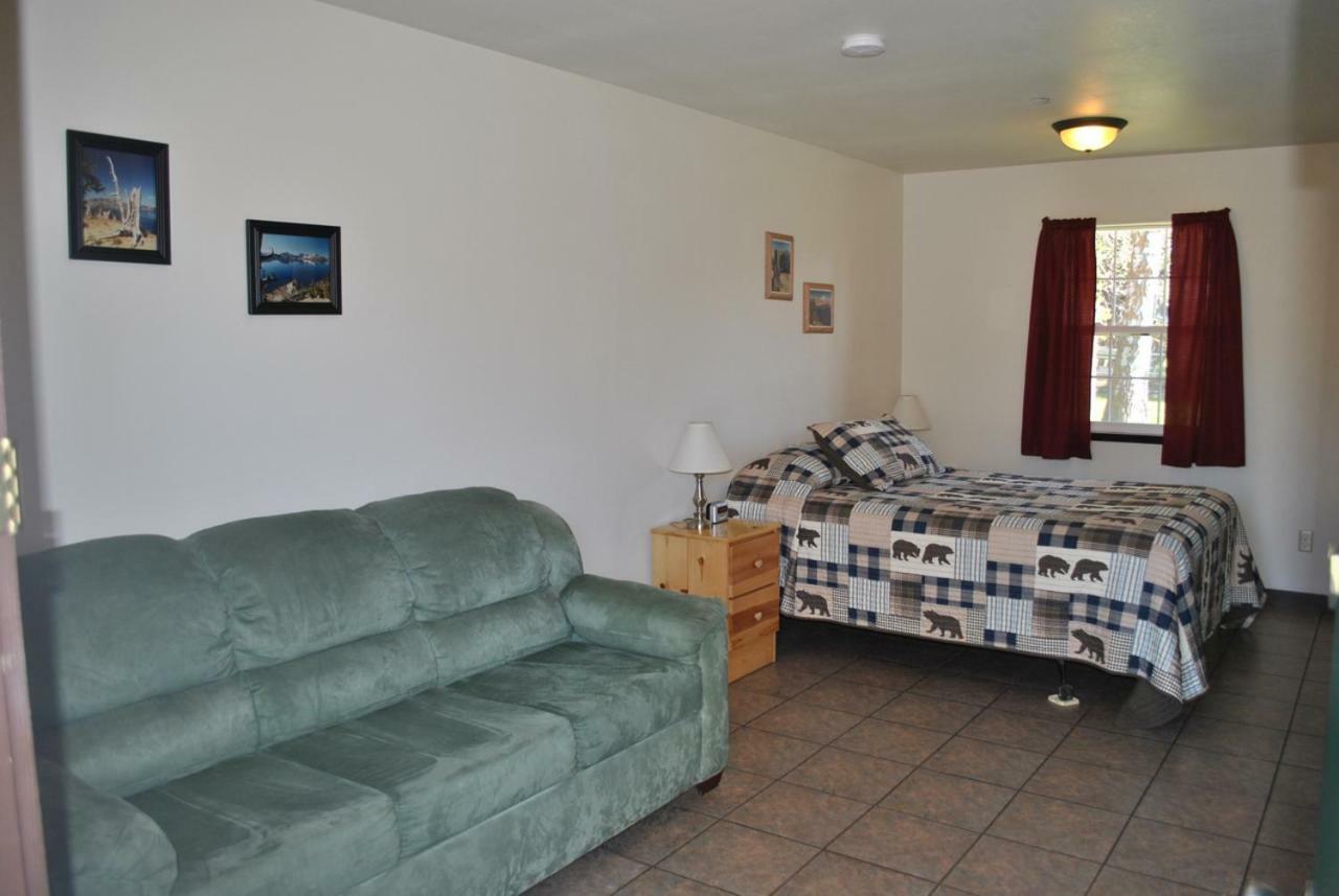 Aspen Inn Fort Klamath 外观 照片