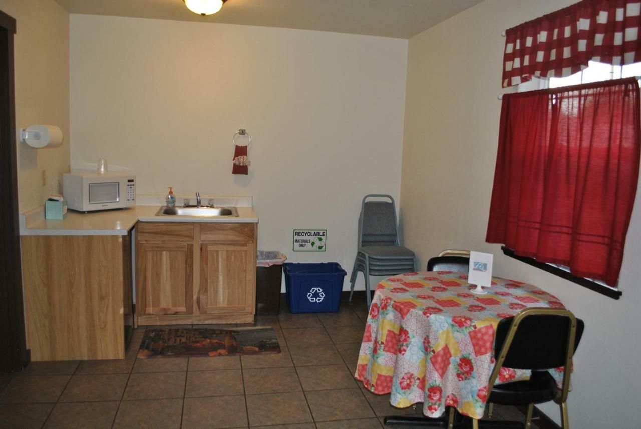 Aspen Inn Fort Klamath 外观 照片